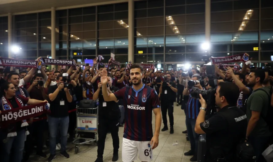 Bordo-Mavili Devrim: Mohamed Salah Türkiye’ye Merhaba Dedi